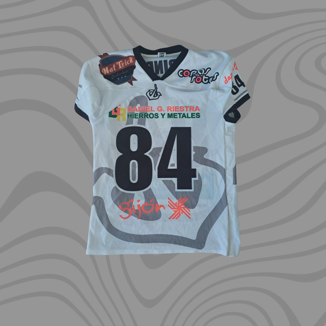 UNIFORMES DE JUEGO ANTIGUO - TACKLE -  Temps. 16, 17, 18, 19 Visitante. #84